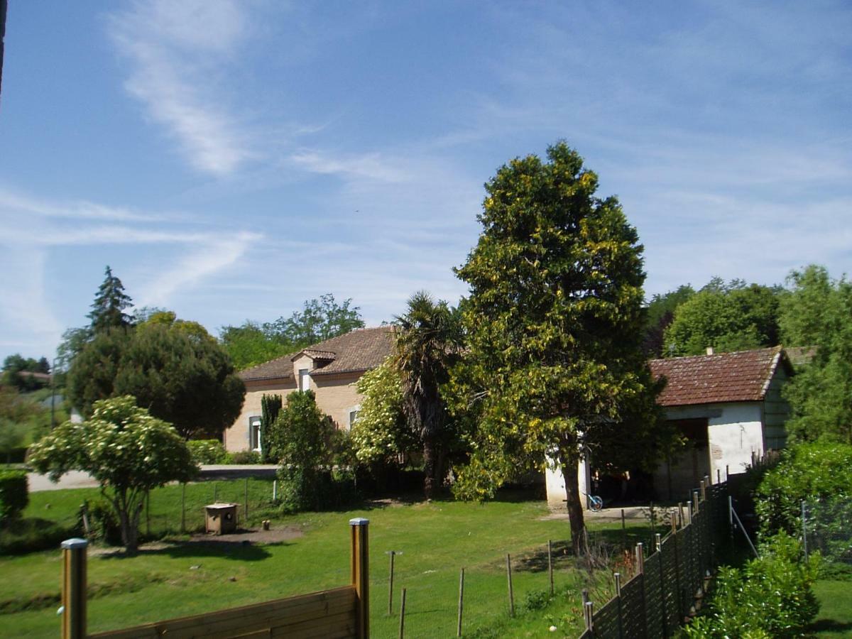L'Ancien Patronage Guest House Caumont-sur-Garonne Exterior photo